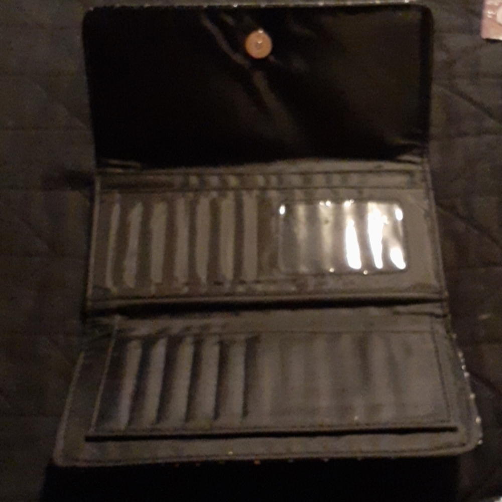 Wallet - Picture 3 of 4